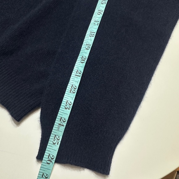 Field Gear 100% Cashmere Sweater Mens XL V-Neck Long Sleeve Classic Navy Blue - Picture 12 of 12